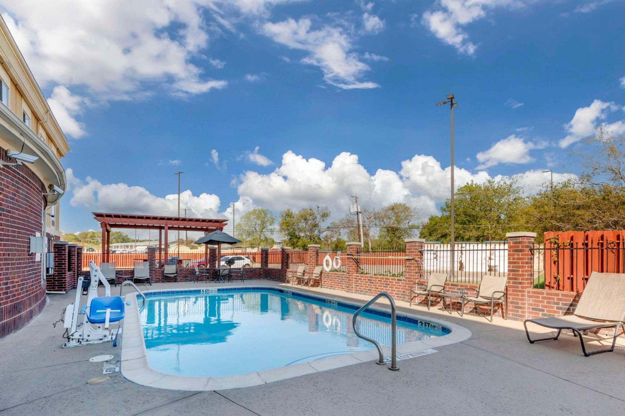 Comfort Inn & Suites Mexia Exteriér fotografie